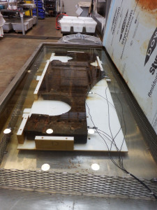 在一个炮架侧完成了工作。