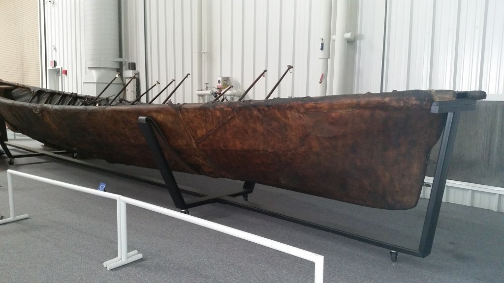 乌米亚克在国际小型工艺品中心展出