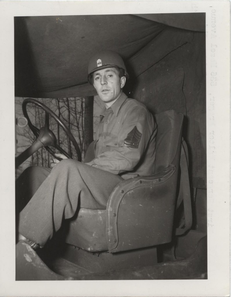 美国陆军通信兵汉普顿公路港口登船照片:L-11688