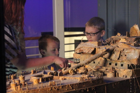 探索沉船泰坦尼克号